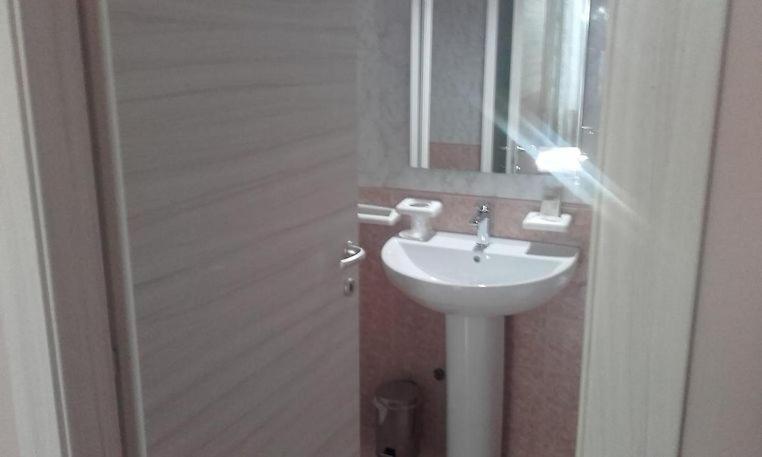 Hotel Ded 1 Parma Luaran gambar